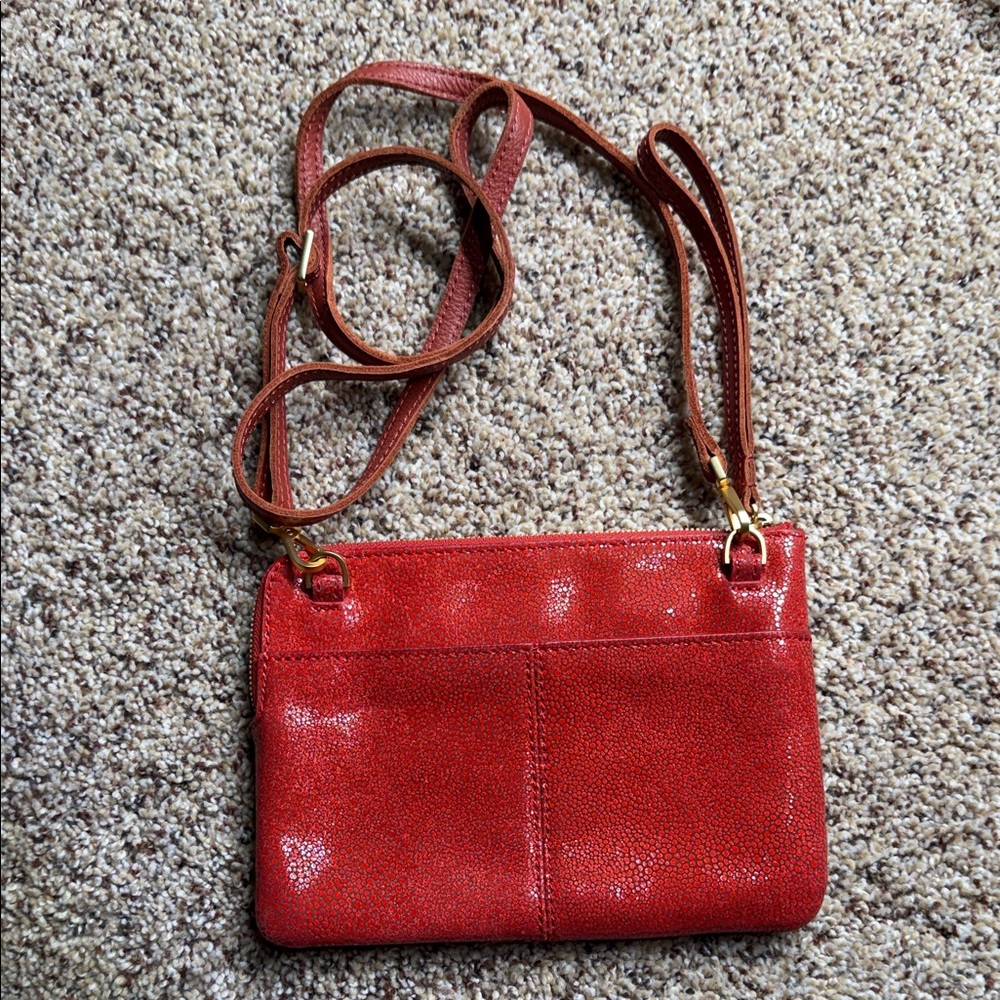 Hammitt Nash Small Red Leather Cluth - Picture 5 of 6